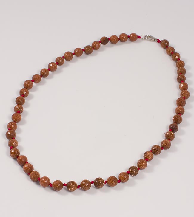 ���� �� ����������. 811082��